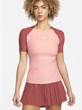 NikeCourt Women's Pink Short-Sleeve Athletic Top